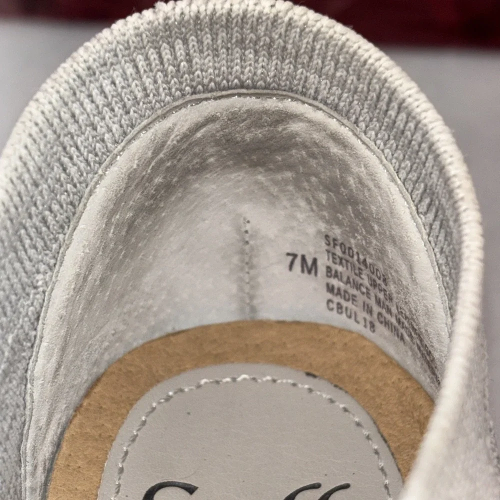 Sofft Somers Grey Knit Sock Leather Comfort Lace Up Sneakers Women's Size 7M EUC